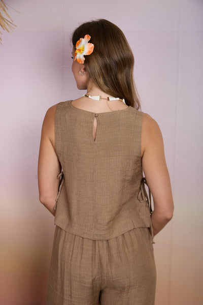 TEXTURED SIDE TIE SLEEVELESS CROP TOP