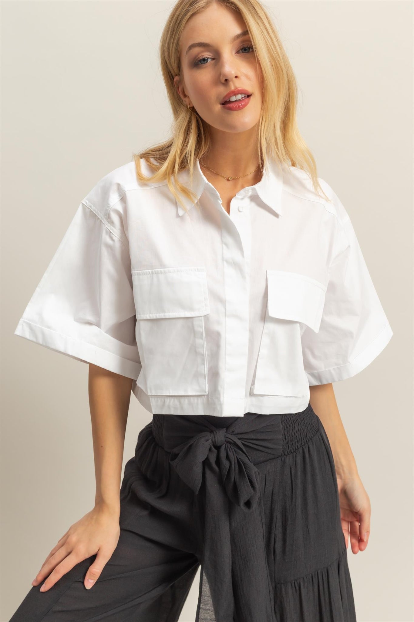 HYFVE Front Pocket Poplin Crop Collared Shirt