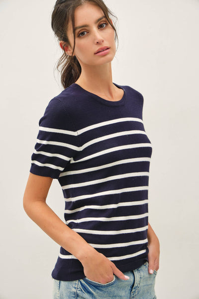 CLASSIC CUT STRIPED SHORTSLEEVE SWEATER TOP