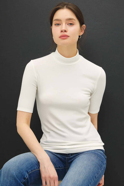 SHORT SLEEVE MOCKNECK KNIT TOP