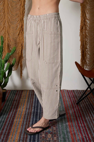 STRIPE POCKET DETAIL WIDE LEG PANTS
