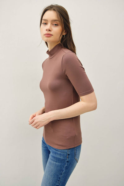 SHORT SLEEVE MOCKNECK KNIT TOP